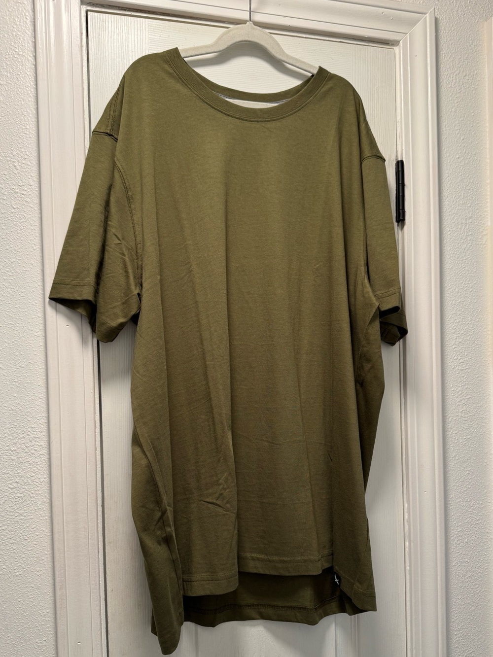 Eddie Bauer Olive Crew Neck Short Sleeve Tee